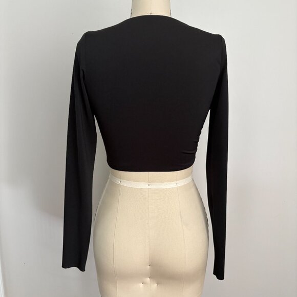 Tarik Ediz Women's Black Tie in Front Top Long Sleeve Shirt/Skirt Bundle Size 6 - Picture 4 of 15